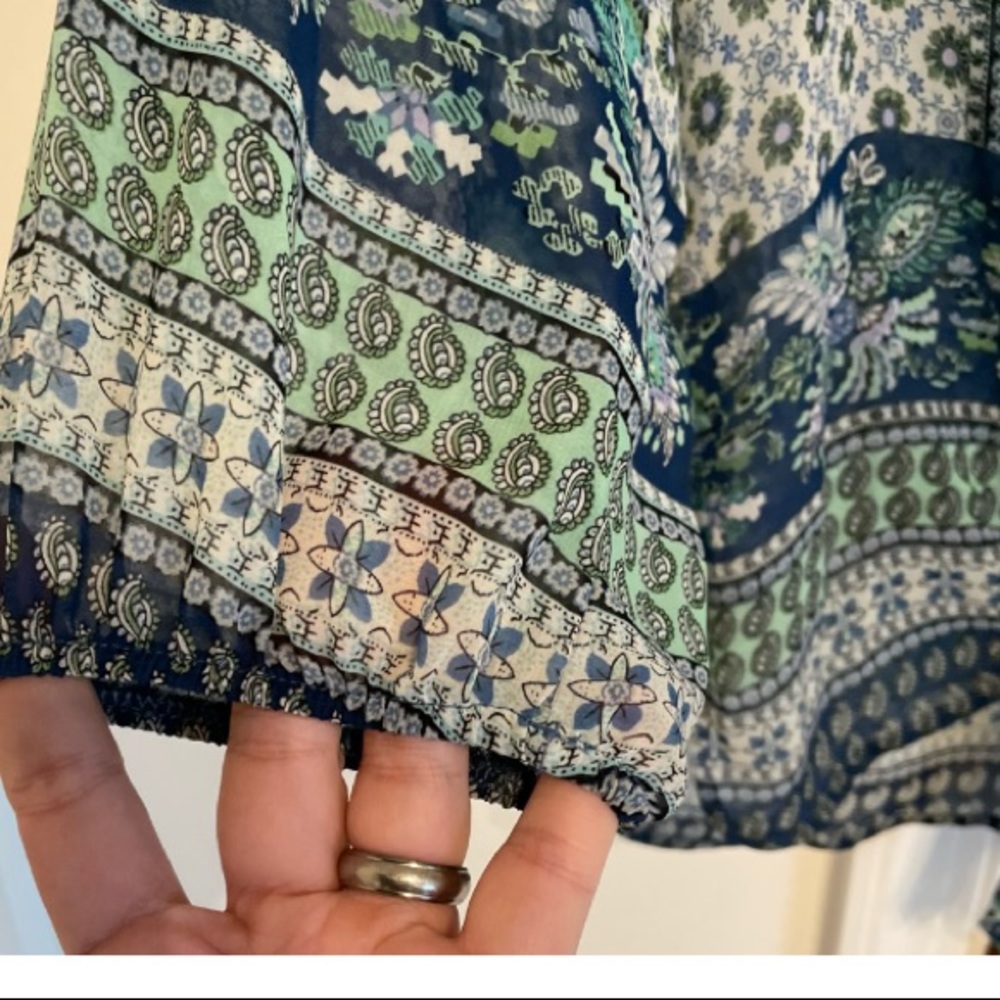 NEW ITEM! NWOT FIGUEROA & FLOWER BY ANTHROPOLOGIE BOHO TIE FRONT TOP! - Picture 3 of 5